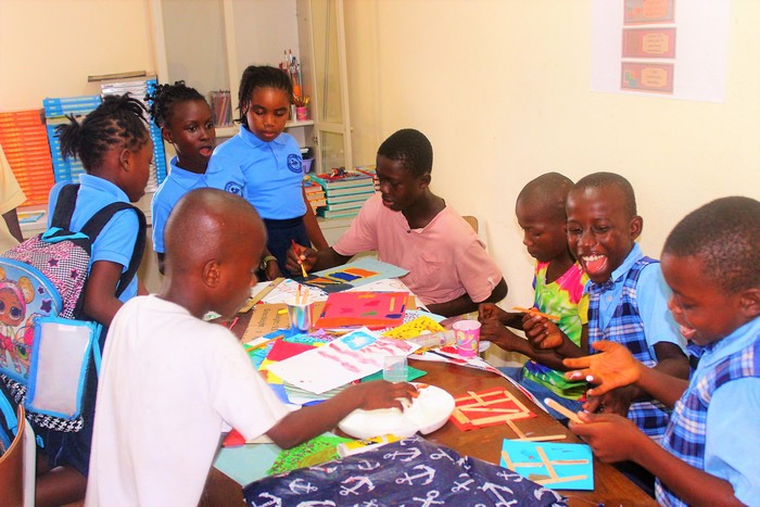 Children in Mineke Foundation's Resource Center